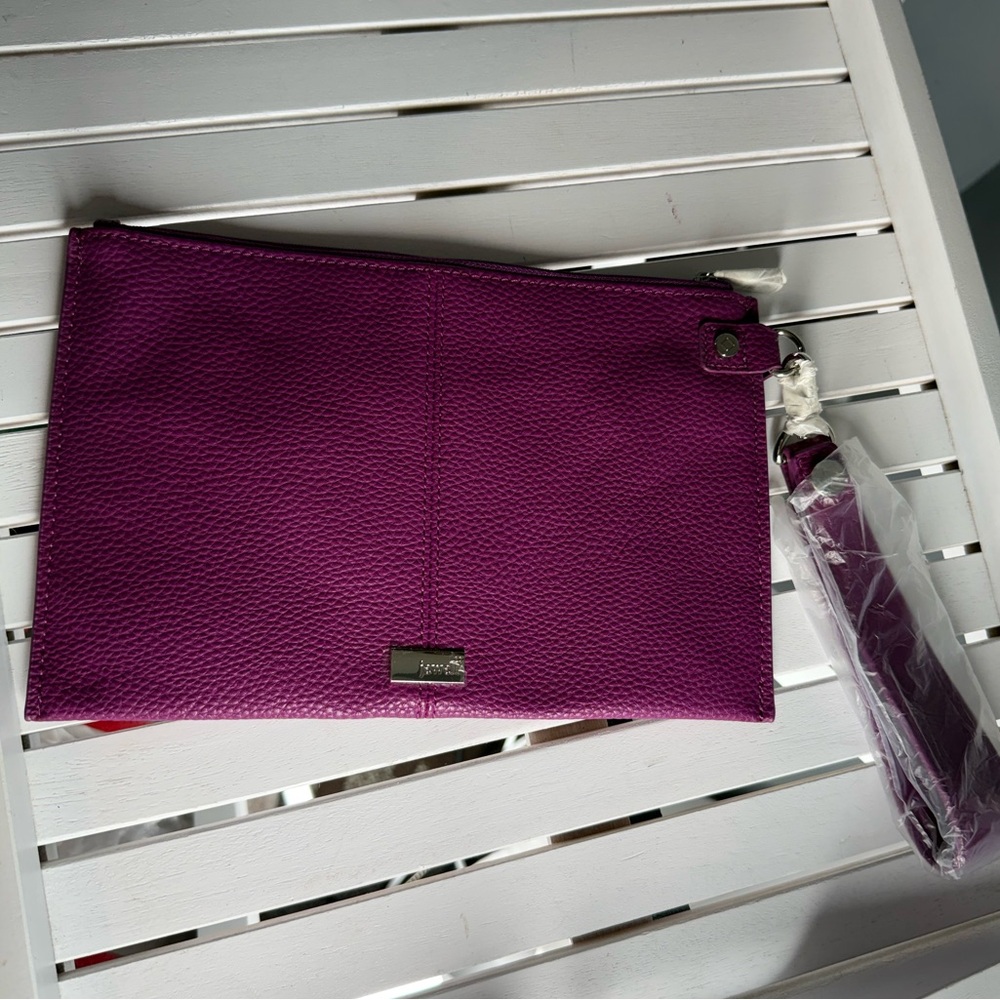 Jewell by Thirty Obe Nags Vibrant Purple Wristlet Clutch - Picture 1 of 5